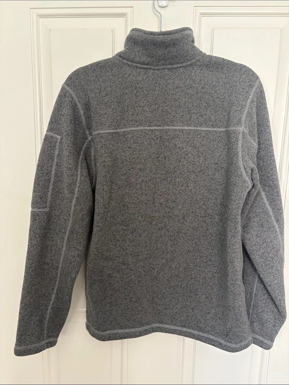 The North Face Men’s Gray Quarter-Zip Fleece Pullover